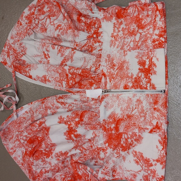 IN THE STYLE SALMON PINK, ZIP BACK, CROPPED TOP - Picture 8 of 13